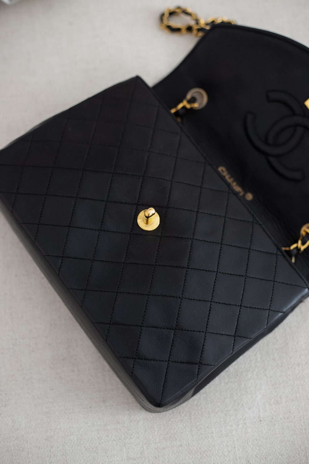 Chanel, Classic Flap – Bild 8