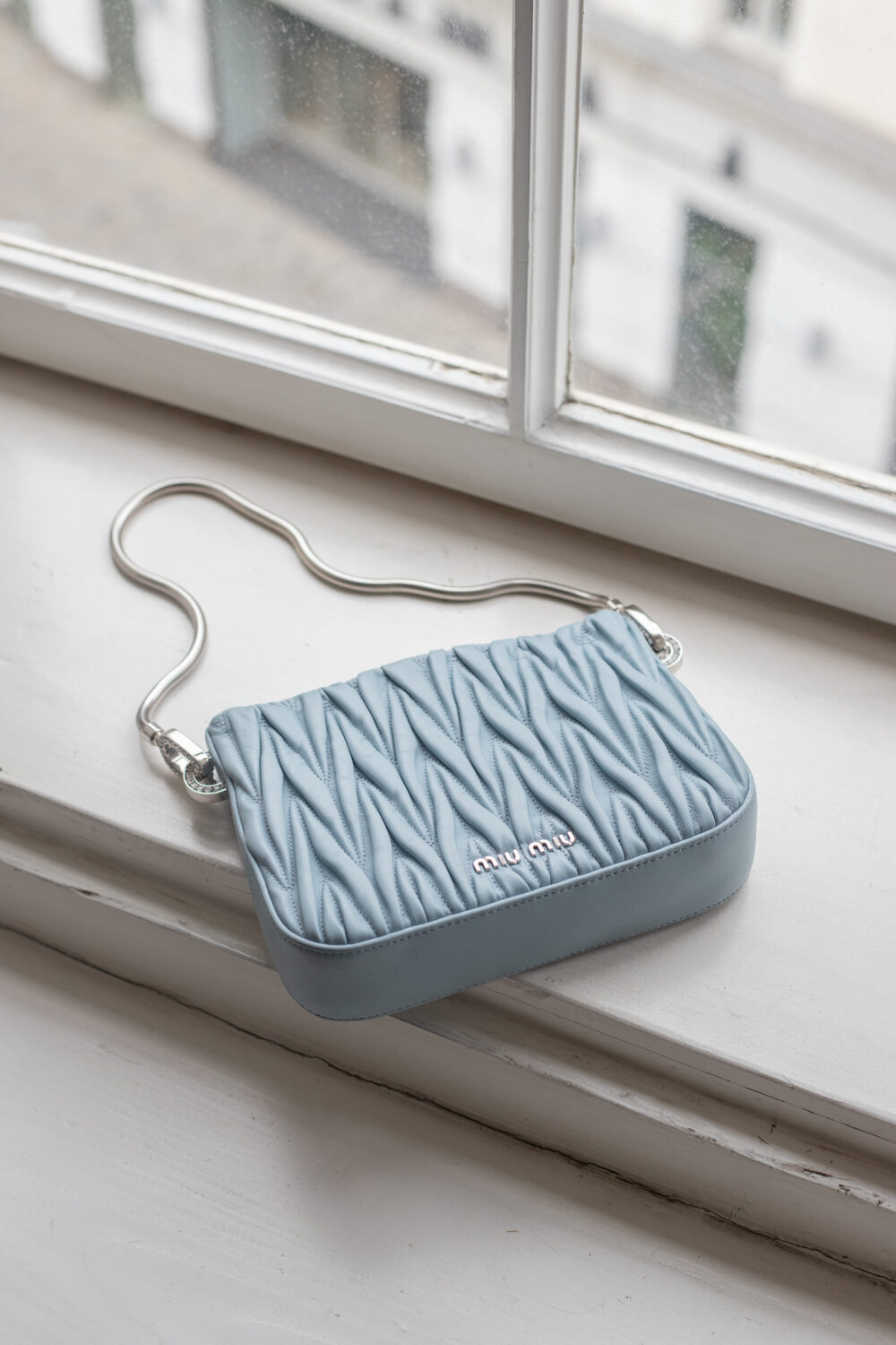 Miu Miu, Pochette – Bild 9