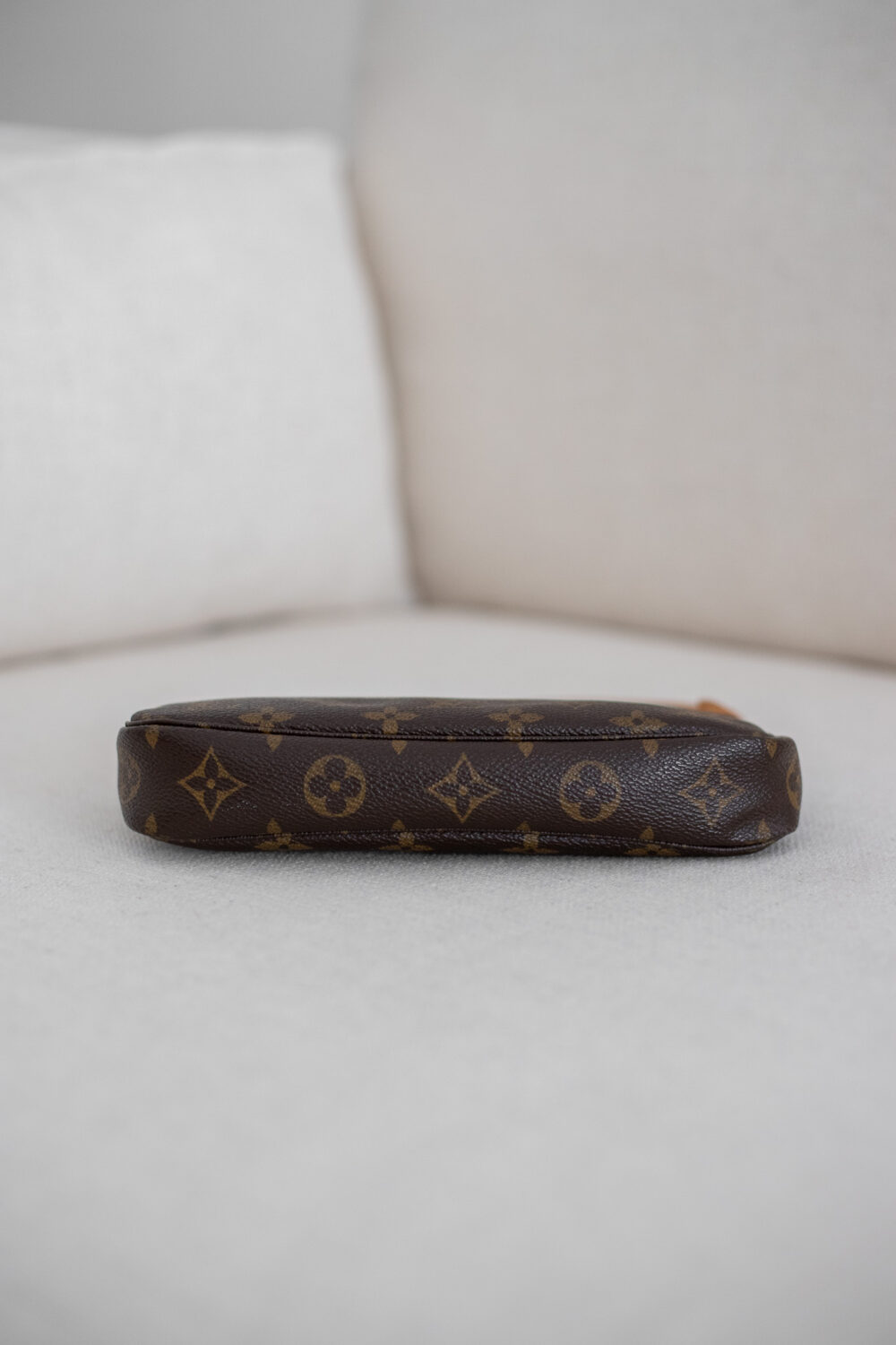 Louis Vuitton, Pochette Monogram – Bild 6