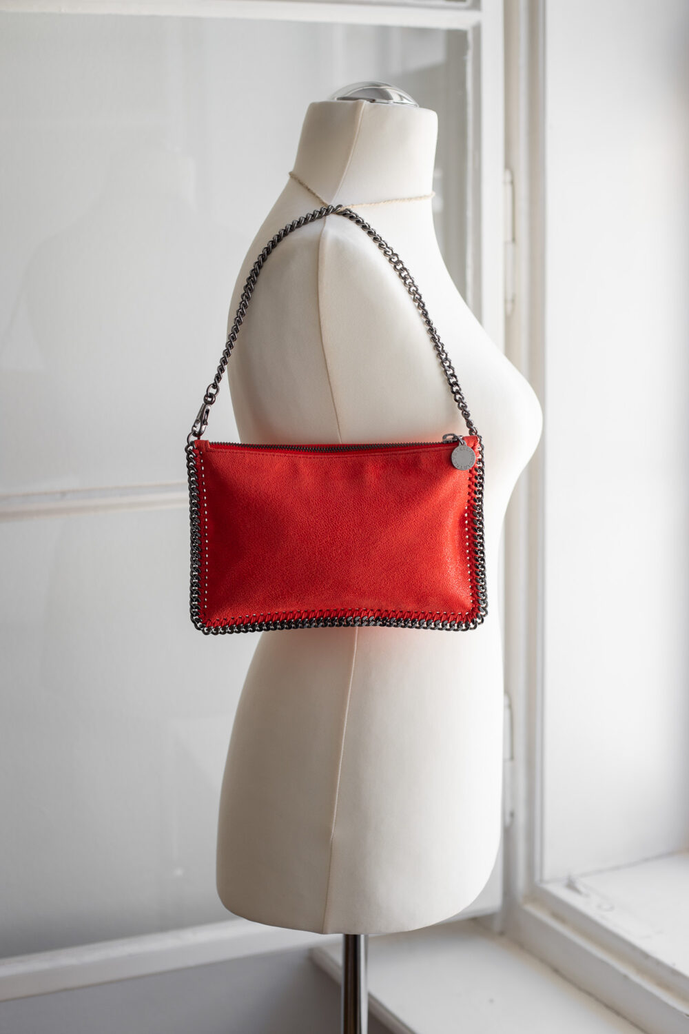 Stella McCartney, Falabella Pouch Clutch – Bild 8