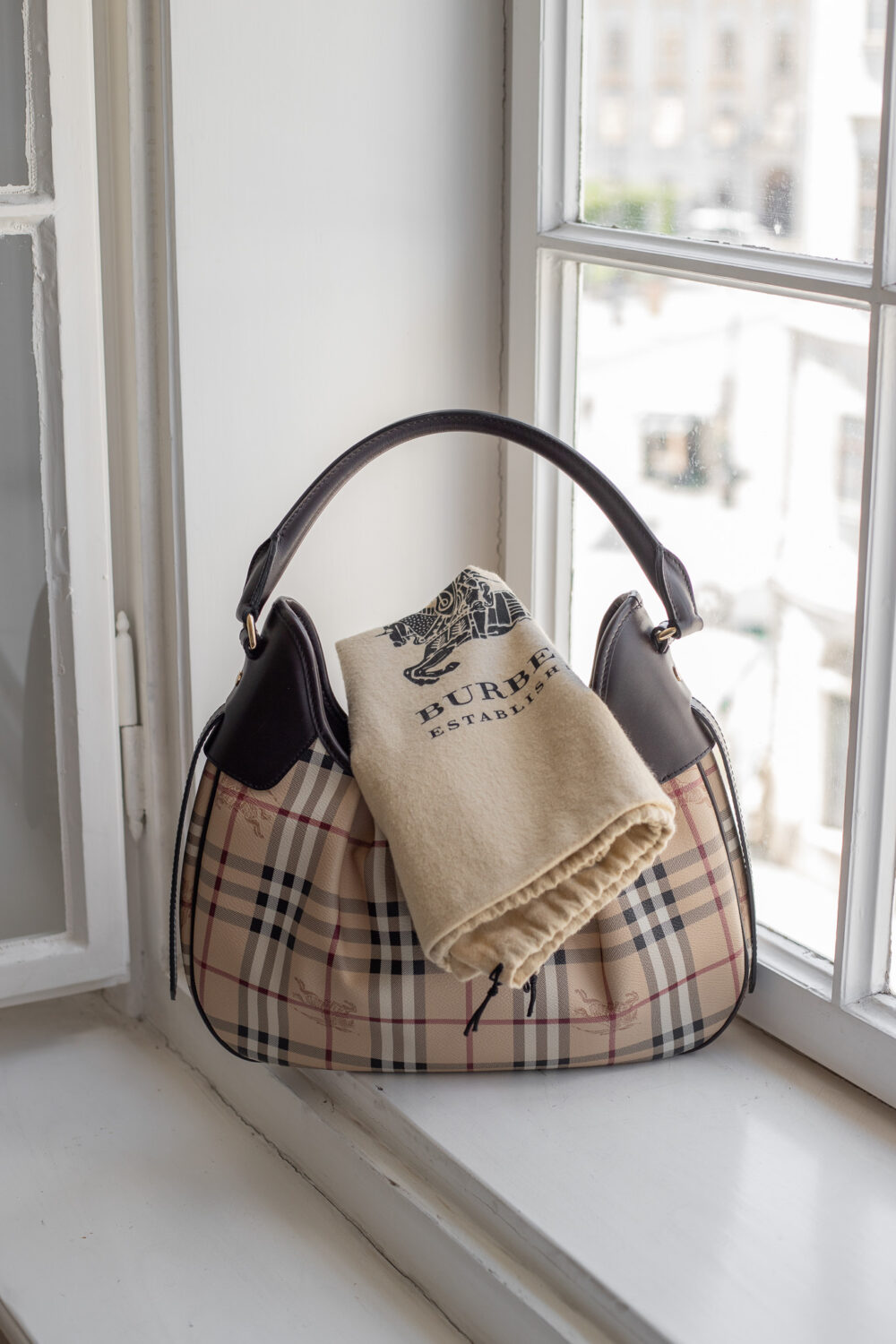 Burberry, Brooklyn Hobo – Bild 15