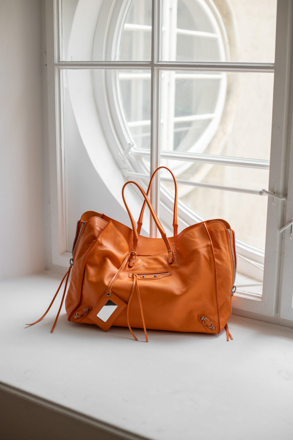 Balenciaga, Papier A4 Zip Around Tote Bag