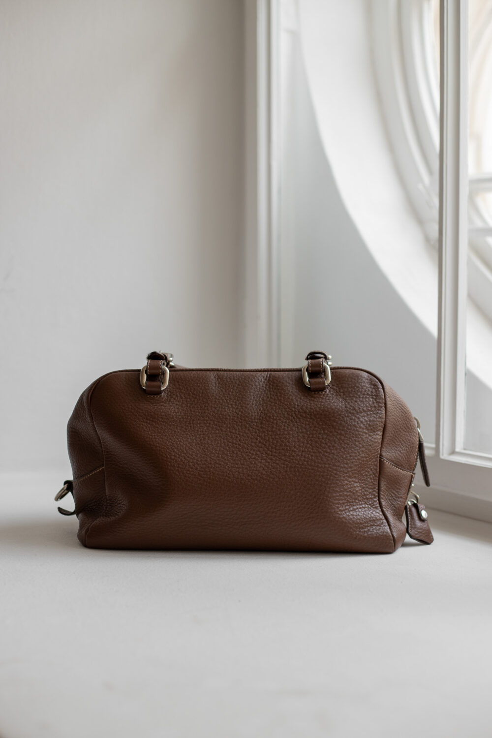 Prada, Vitello Daino Bauletto Bowling Bag – Bild 3