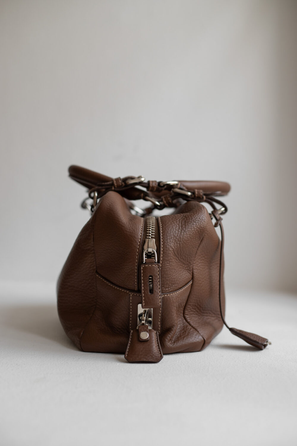Prada, Vitello Daino Bauletto Bowling Bag – Bild 4