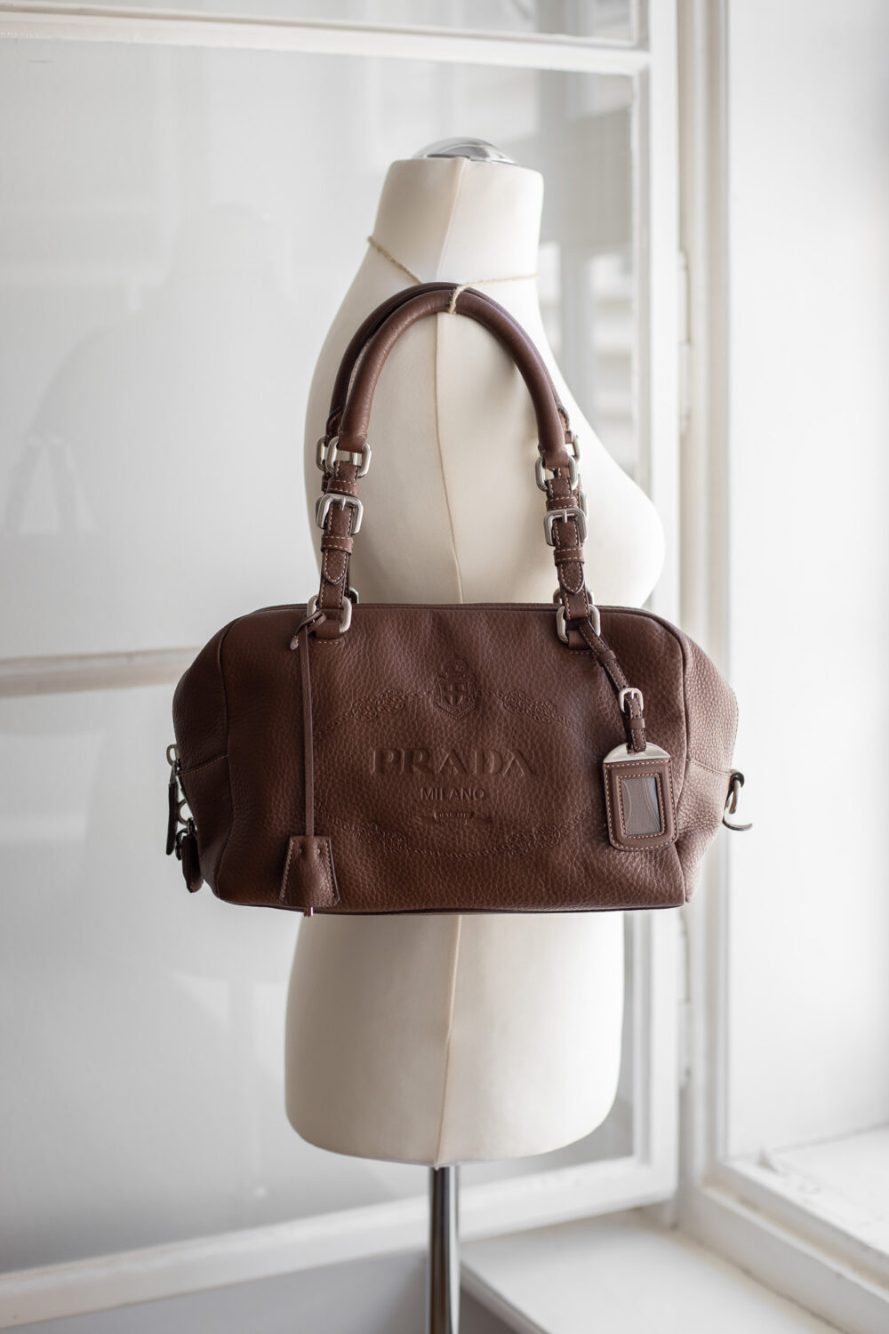 Prada, Vitello Daino Bauletto Bowling Bag – Bild 9