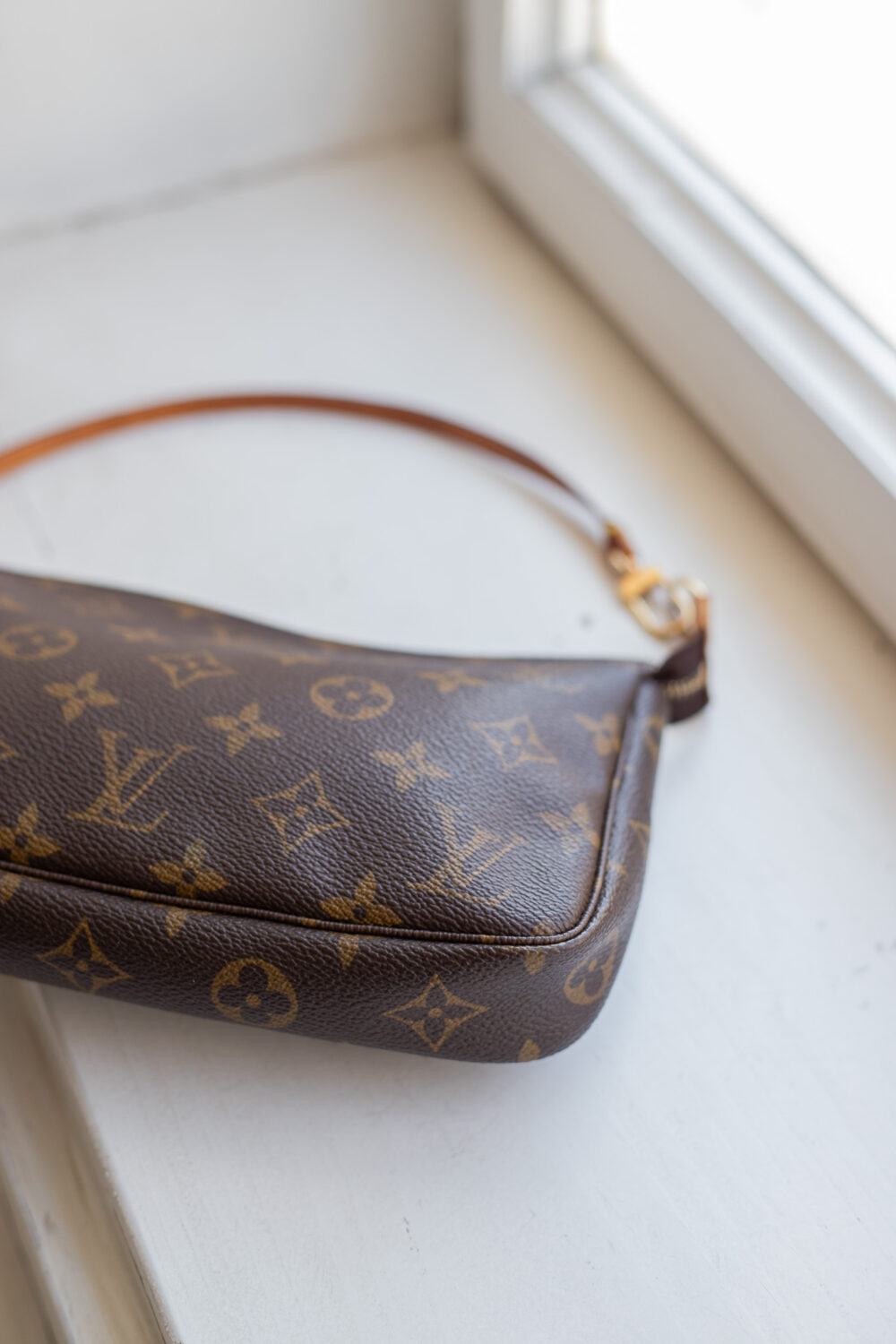 Louis Vuitton, Pochette – Bild 8