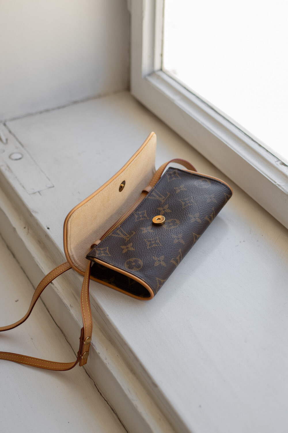 Louis Vuitton, Pochette Twin PM – Bild 11