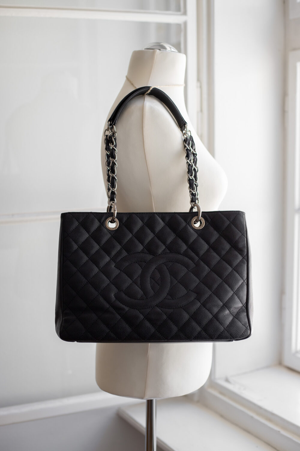 Chanel, Grand Shopping Tote – Bild 11