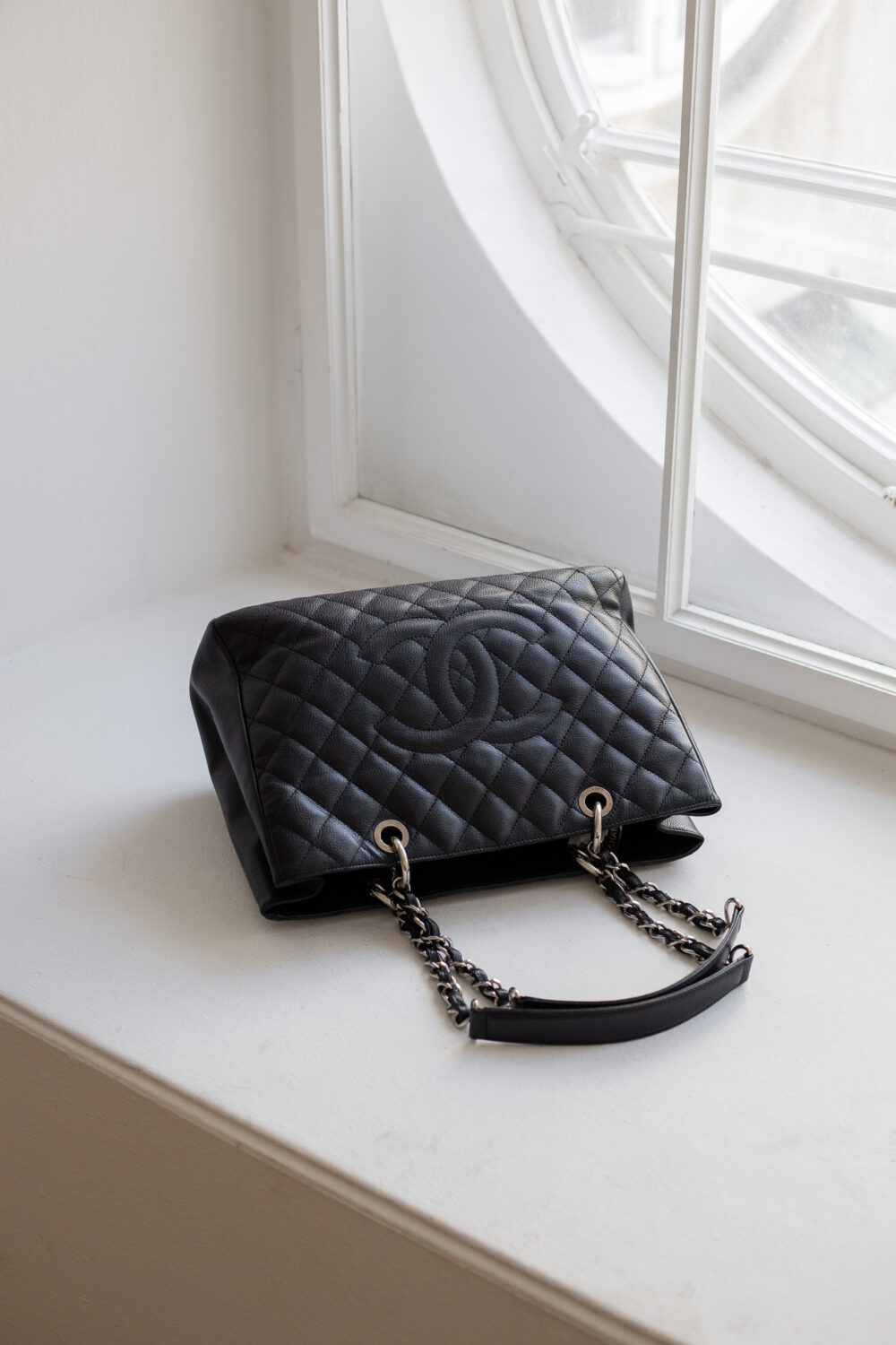 Chanel, Grand Shopping Tote – Bild 13