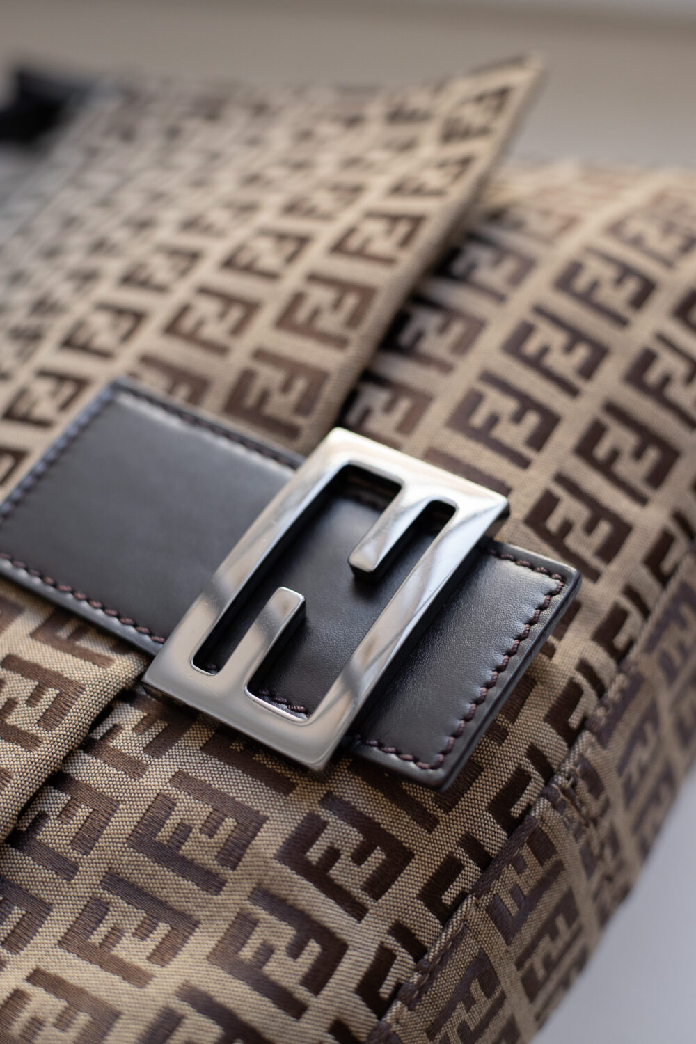 Fendi, Mamma Baguette – Bild 13