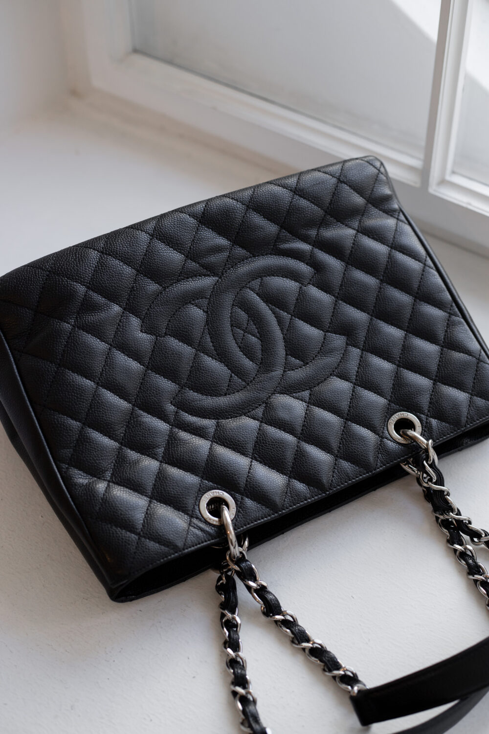 Chanel, Grand Shopping Tote – Bild 14