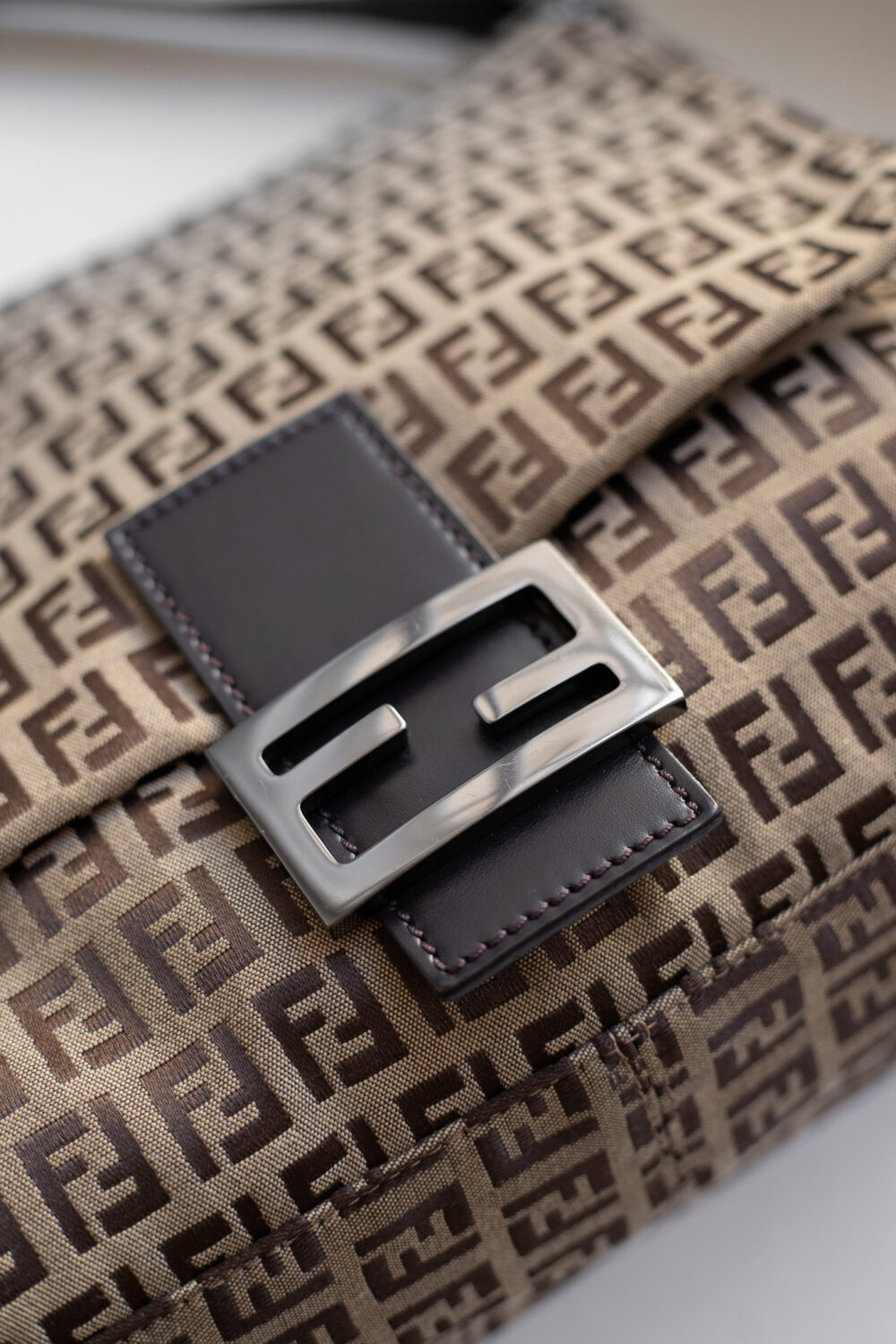 Fendi, Mamma Baguette – Bild 14