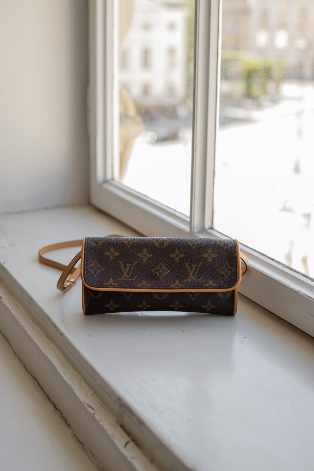 Louis Vuitton, Pochette Twin PM – Bild 2