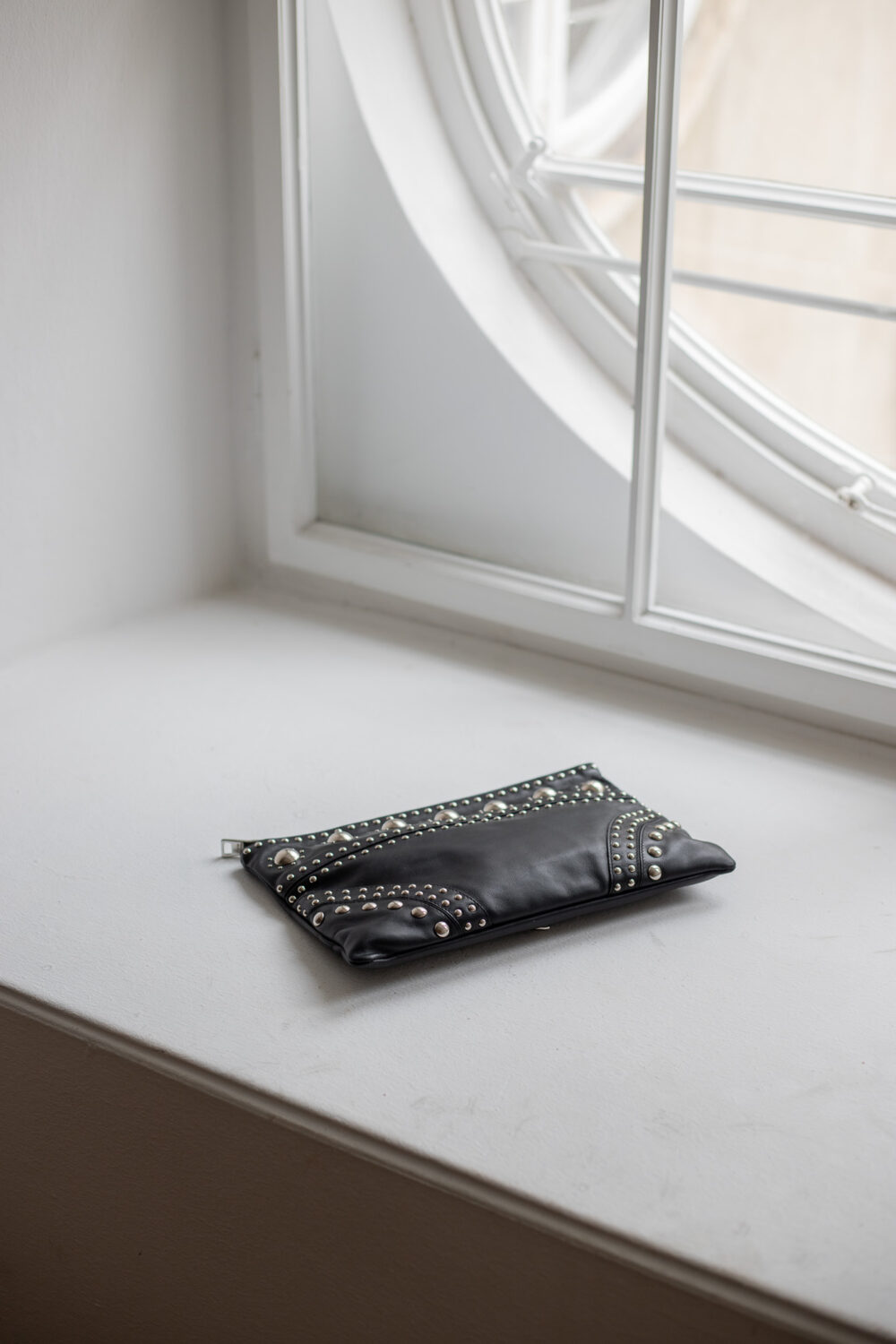 Prada, Studded Clutch – Bild 11