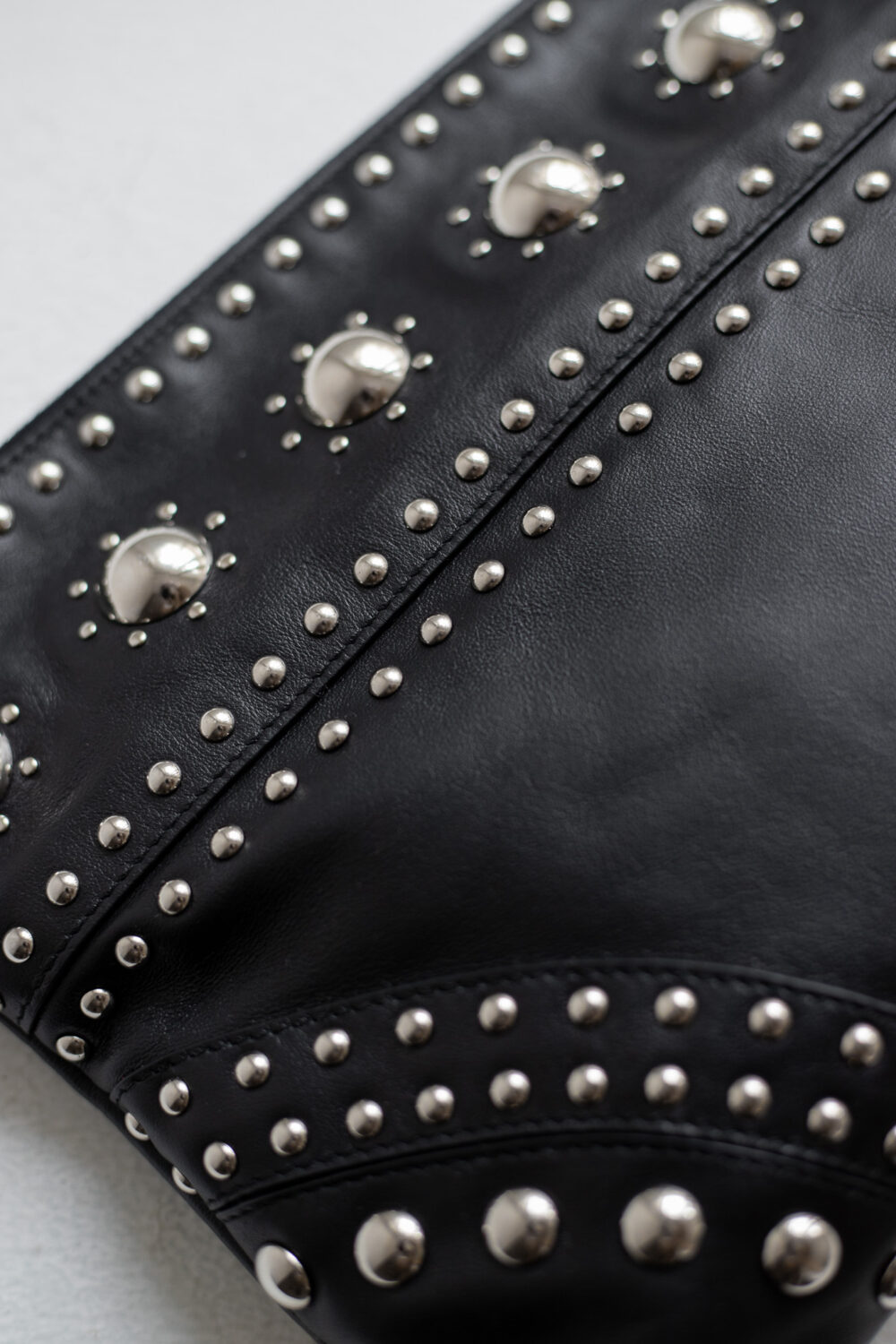 Prada, Studded Clutch – Bild 12