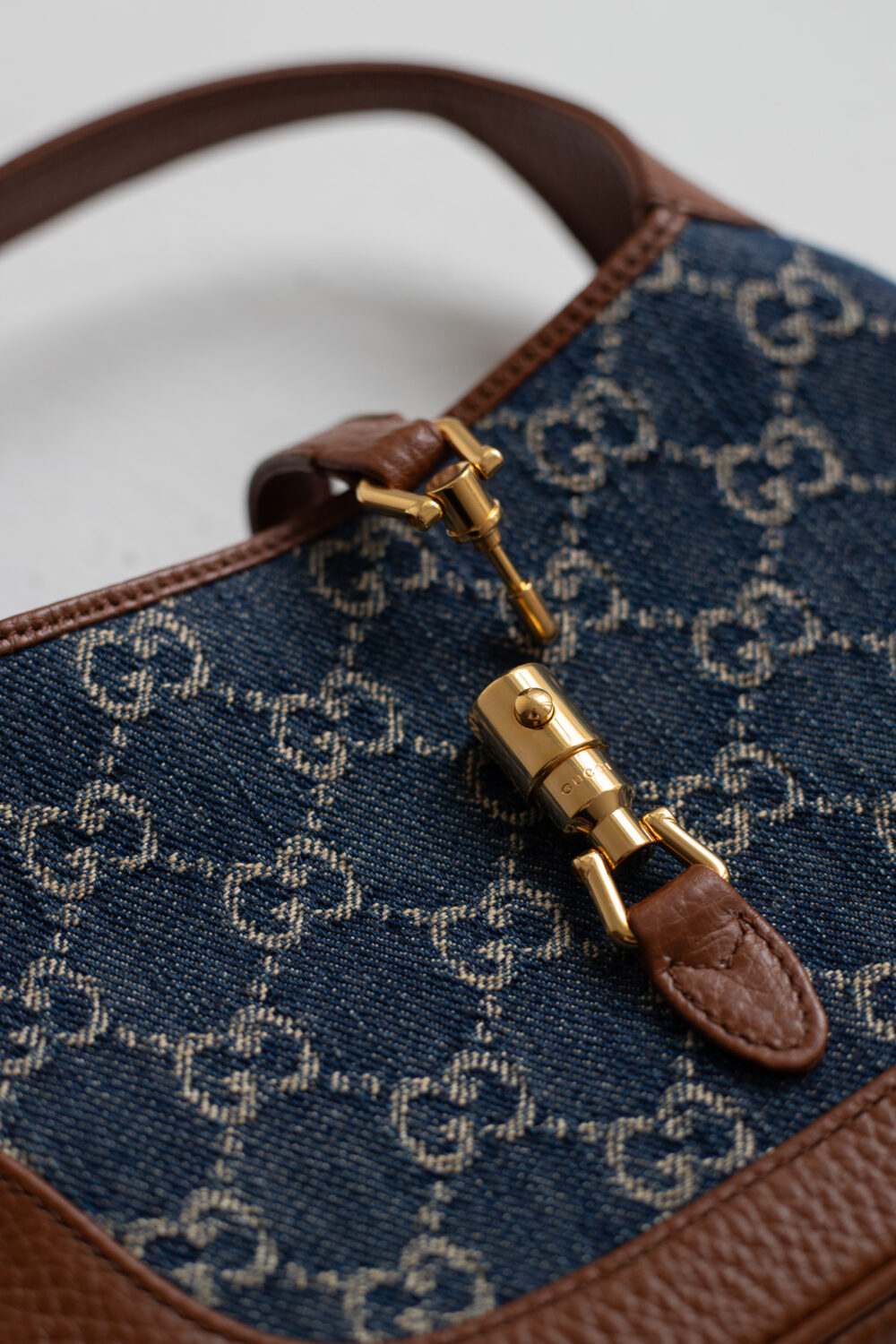 Gucci, Denim Mini Jackie 1961 – Bild 13