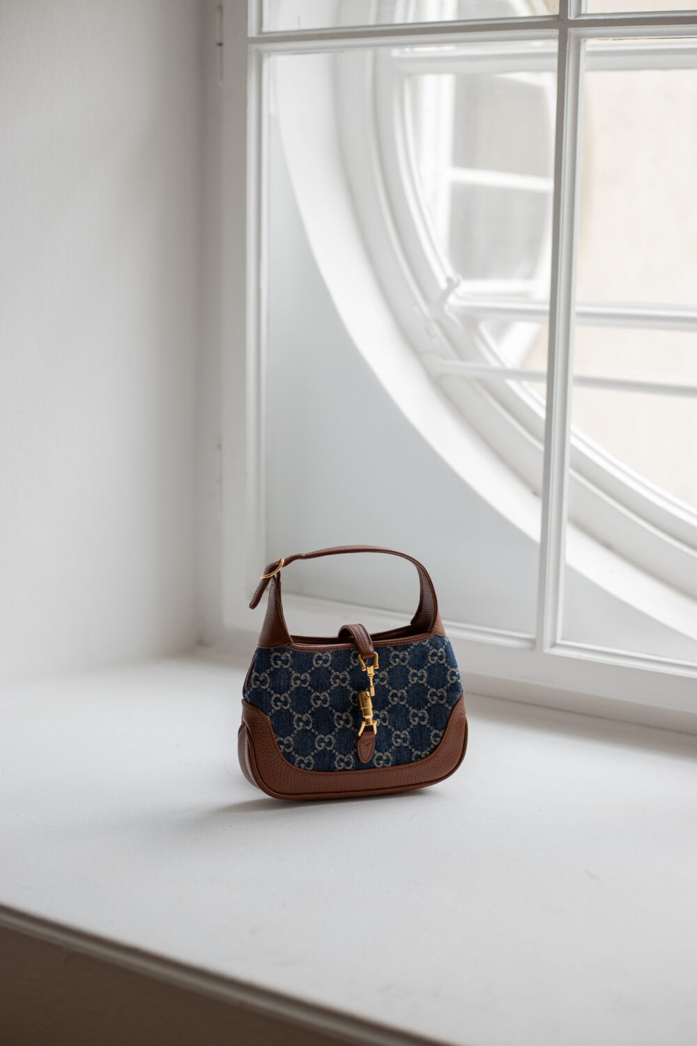 Gucci, Denim Mini Jackie 1961 – Bild 14