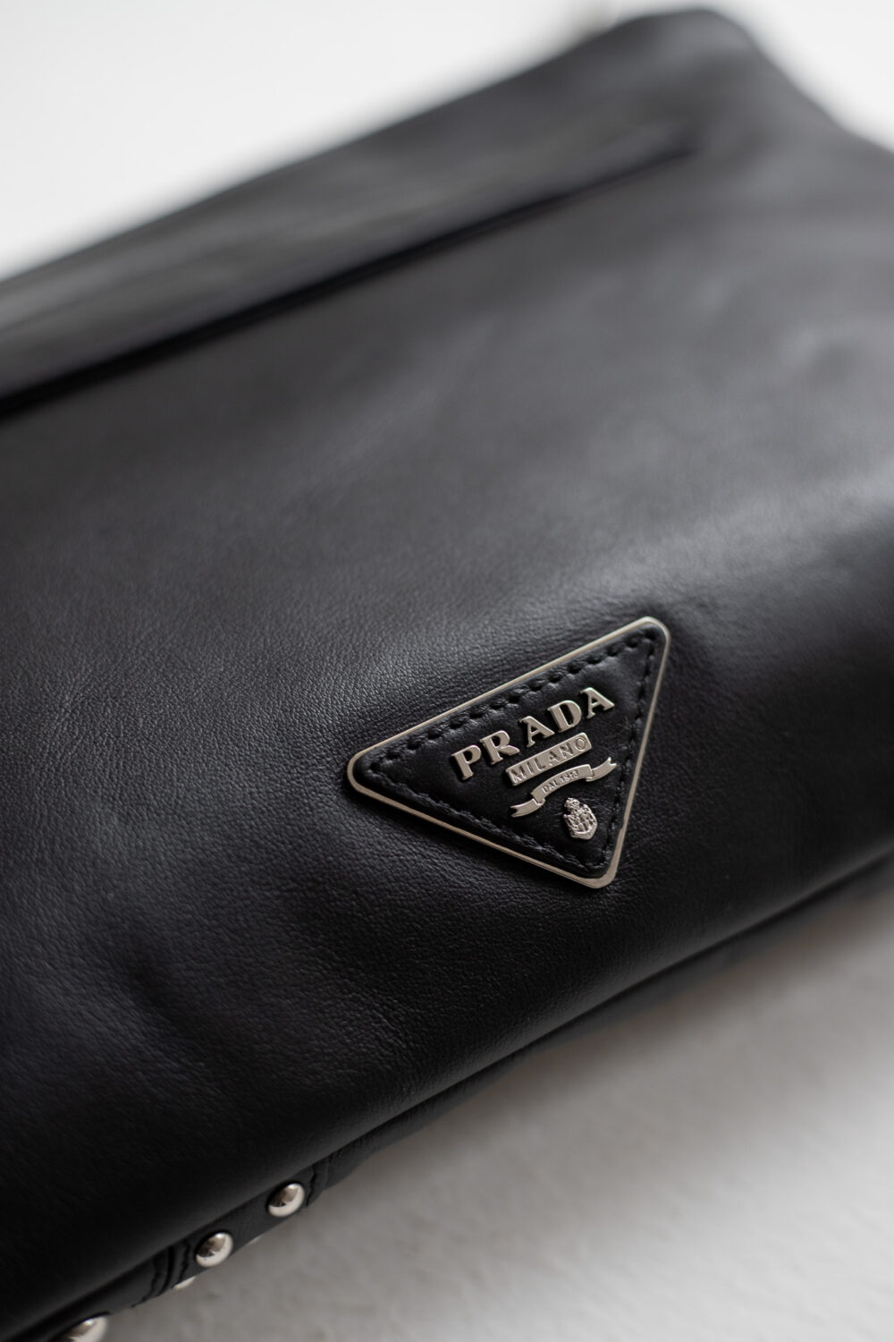 Prada, Studded Clutch – Bild 17