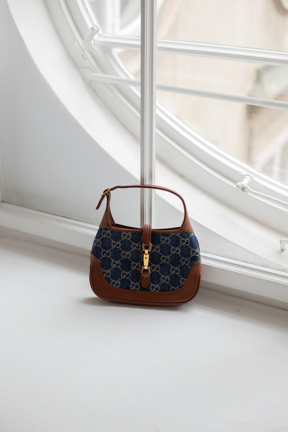 Gucci, Denim Mini Jackie 1961 – Bild 20