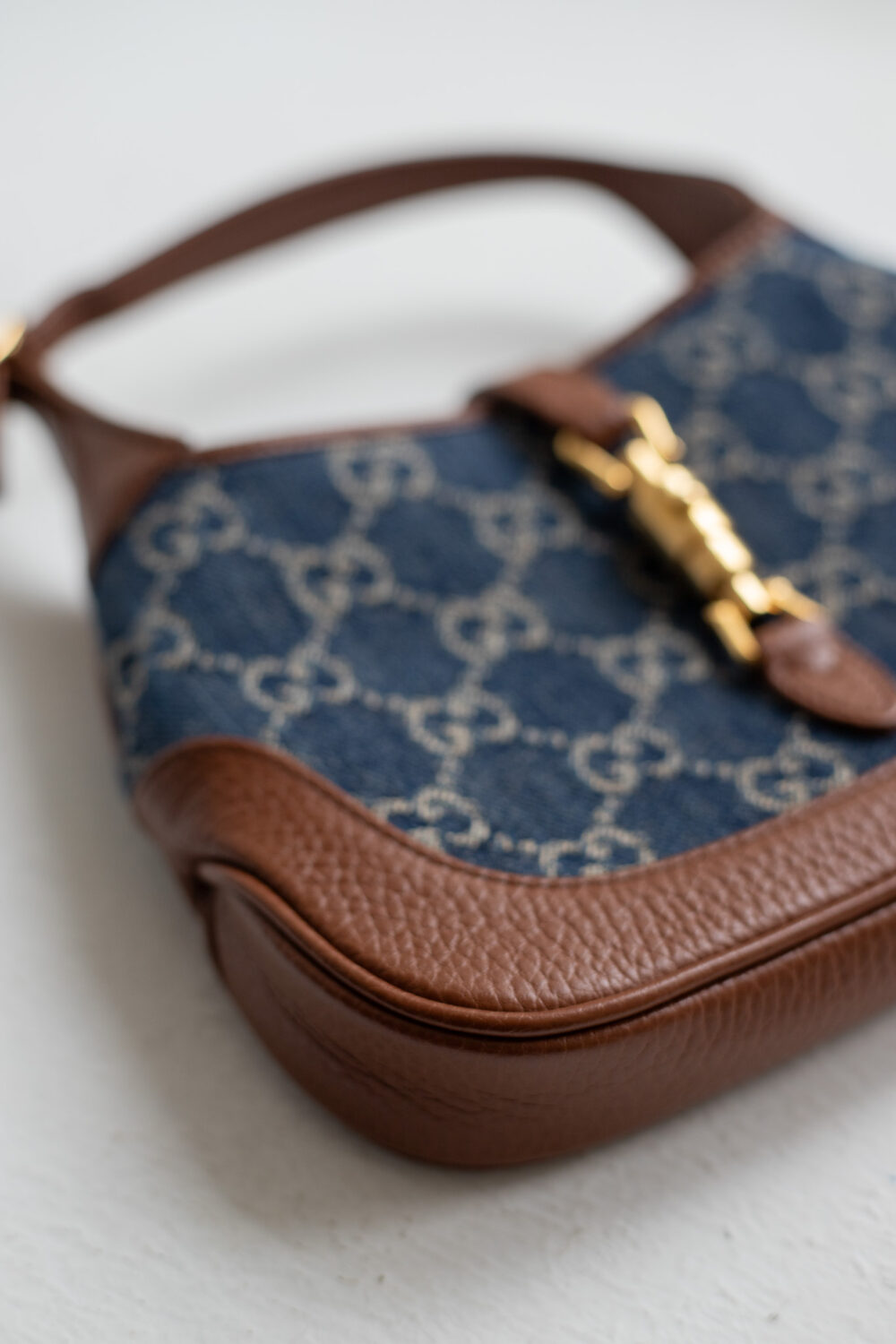 Gucci, Denim Mini Jackie 1961 – Bild 8