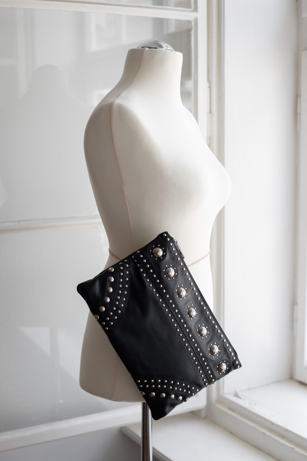 Prada, Studded Clutch – Bild 9