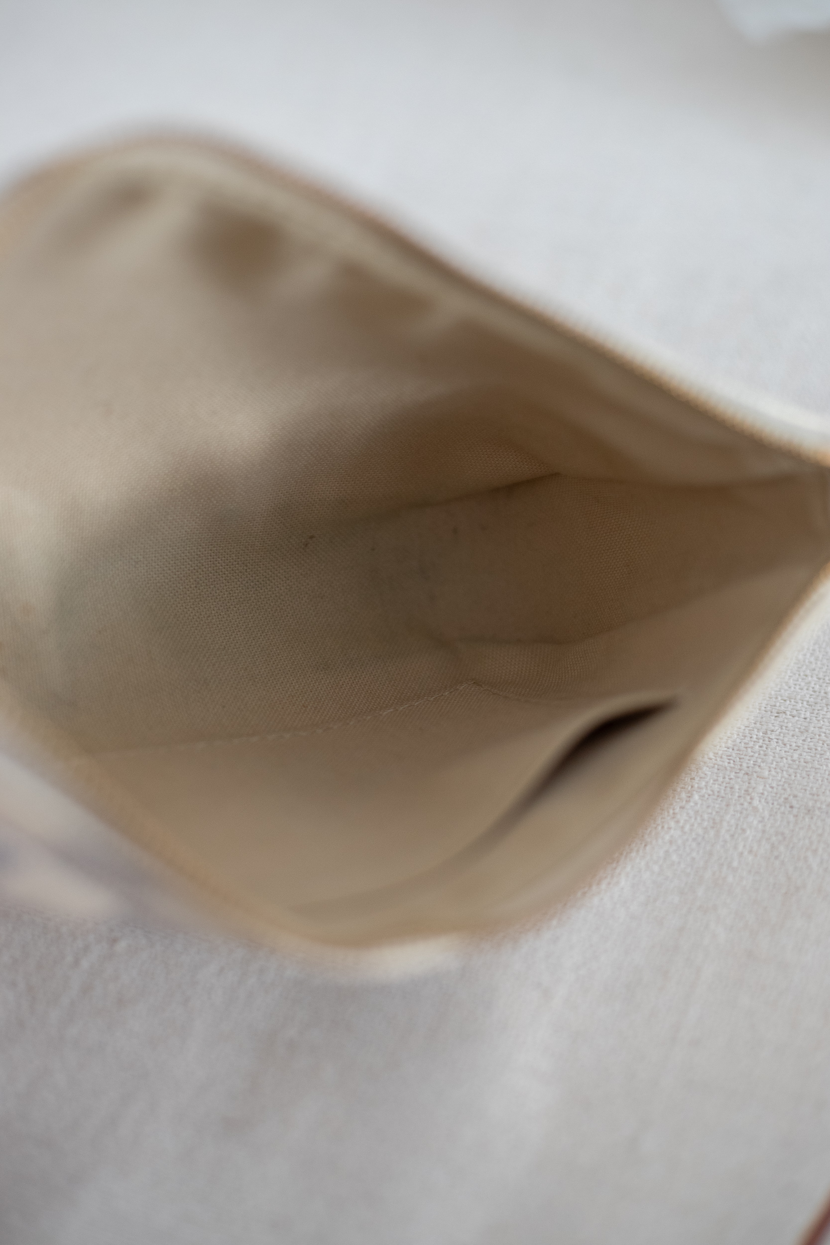 Louis Vuitton, Pochette Damier Azur – Bild 11