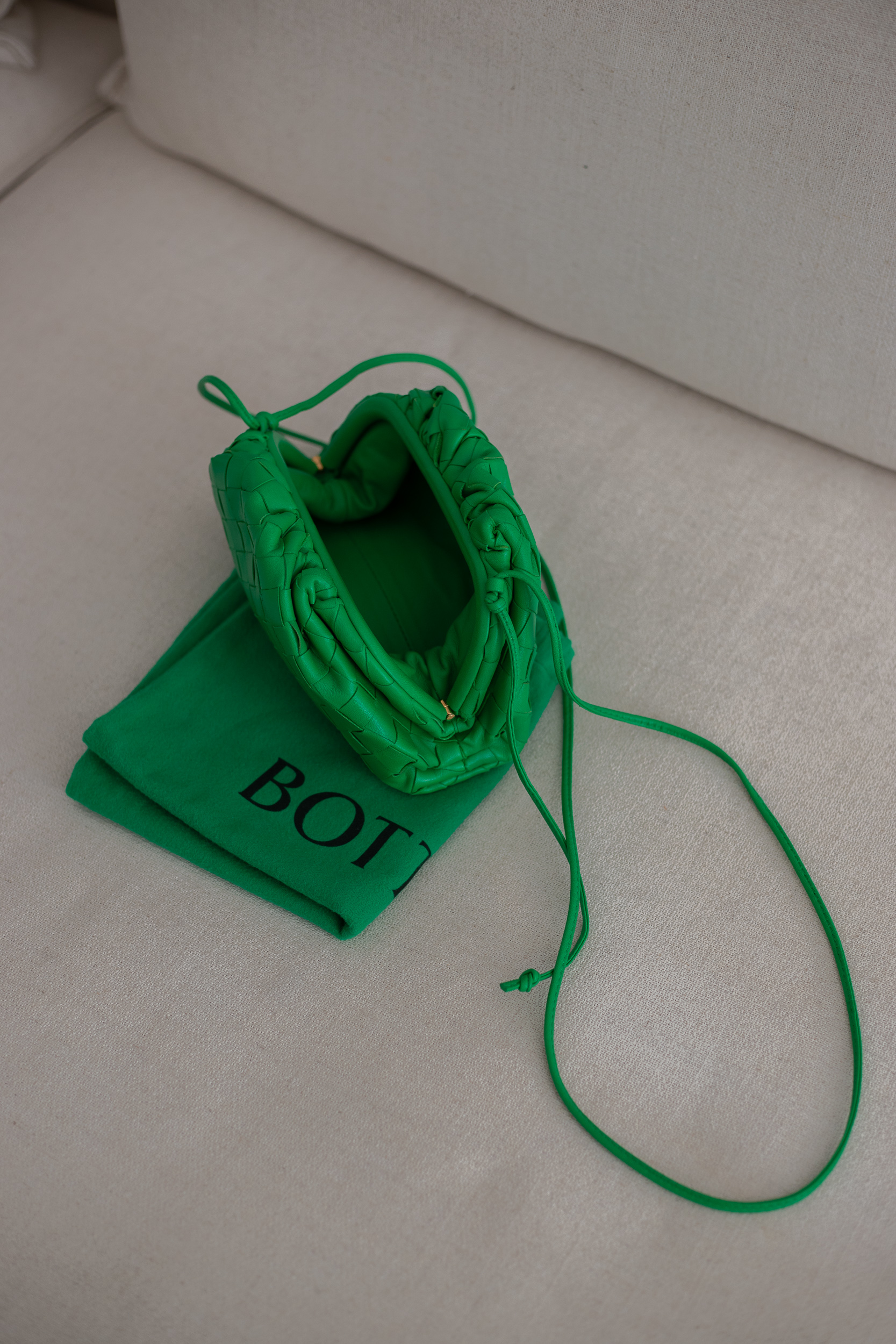 Bottega Veneta, Pouch – Bild 11