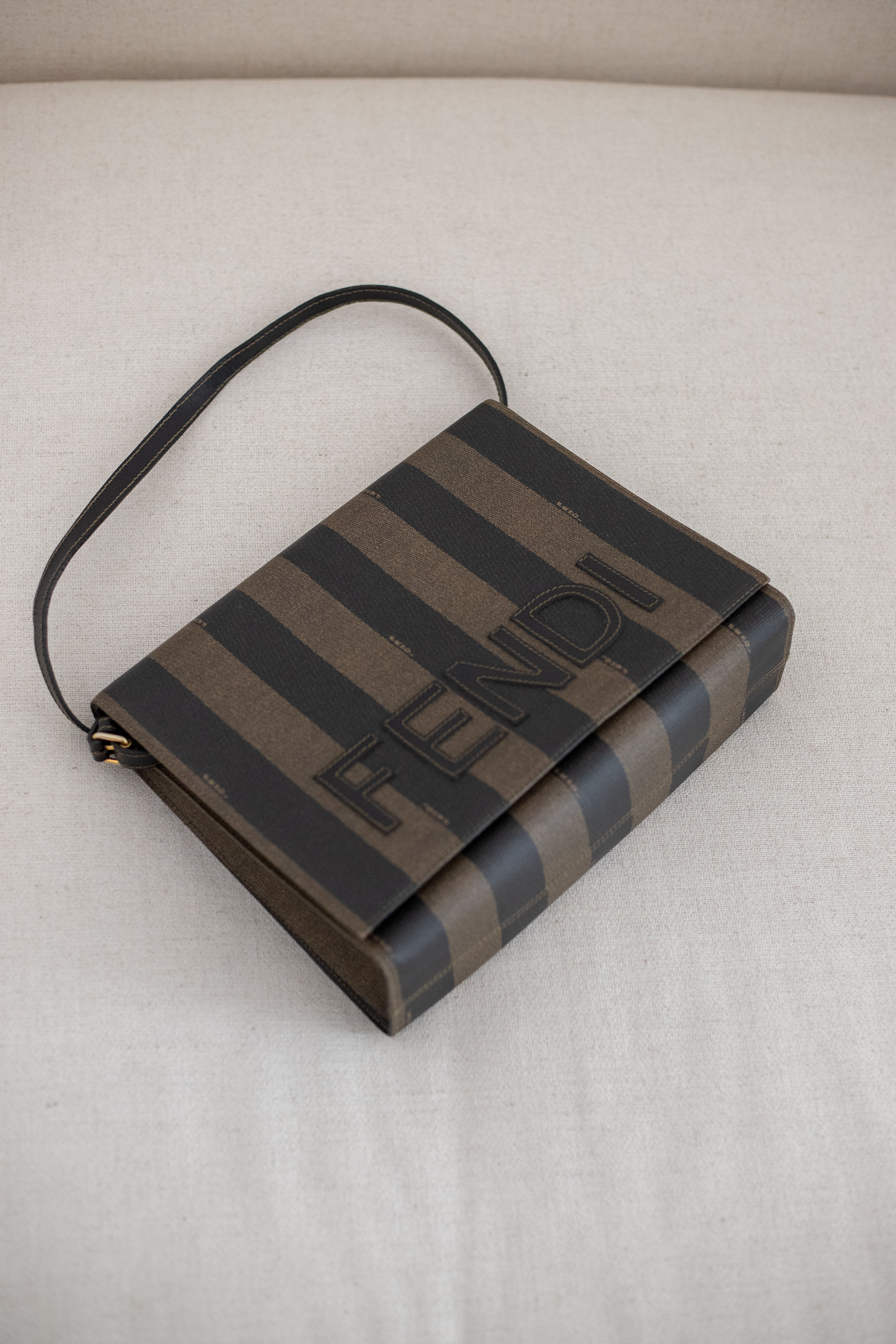 Fendi, Pequin Crossbody