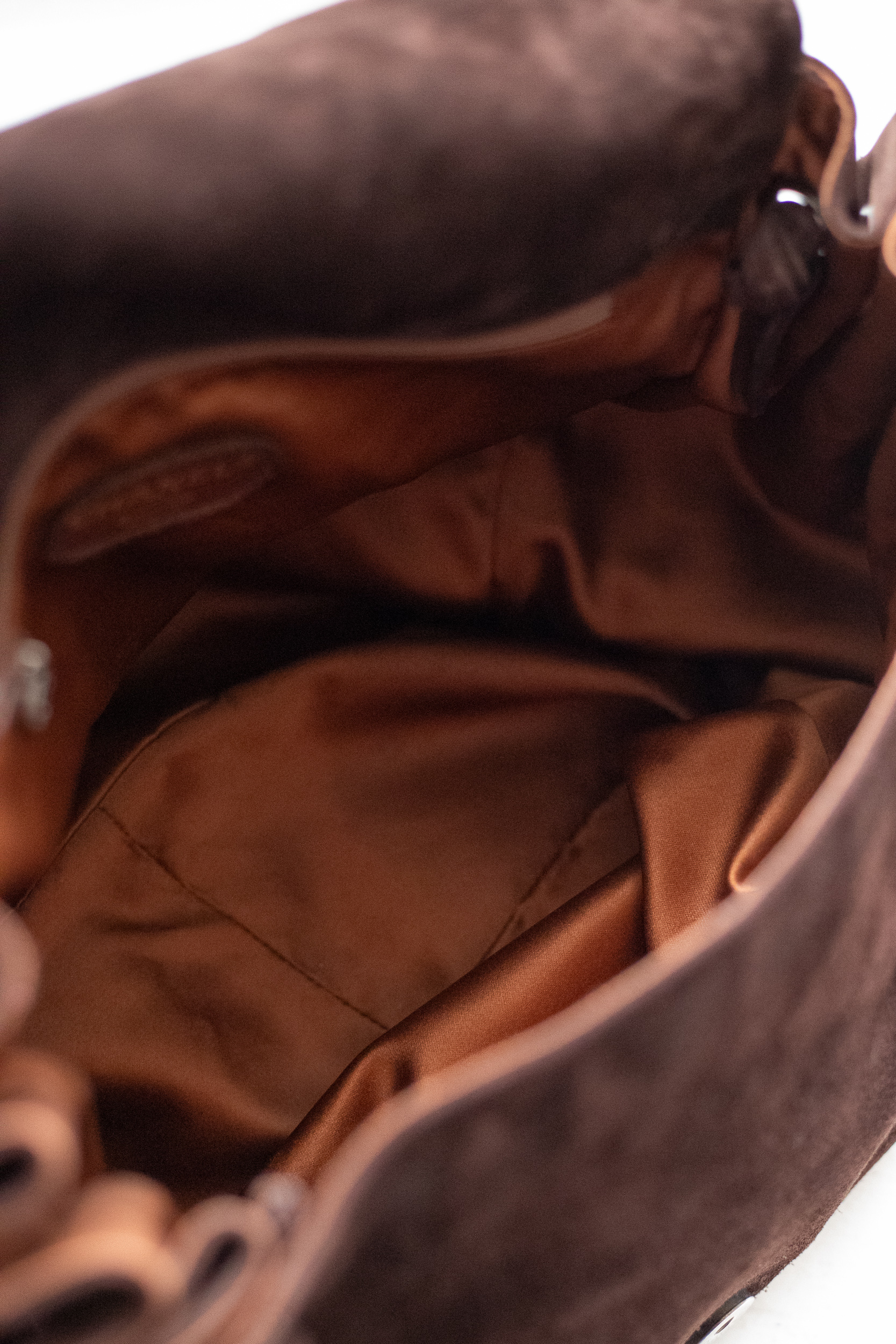 Chanel, Suede Messenger Bag – Bild 12