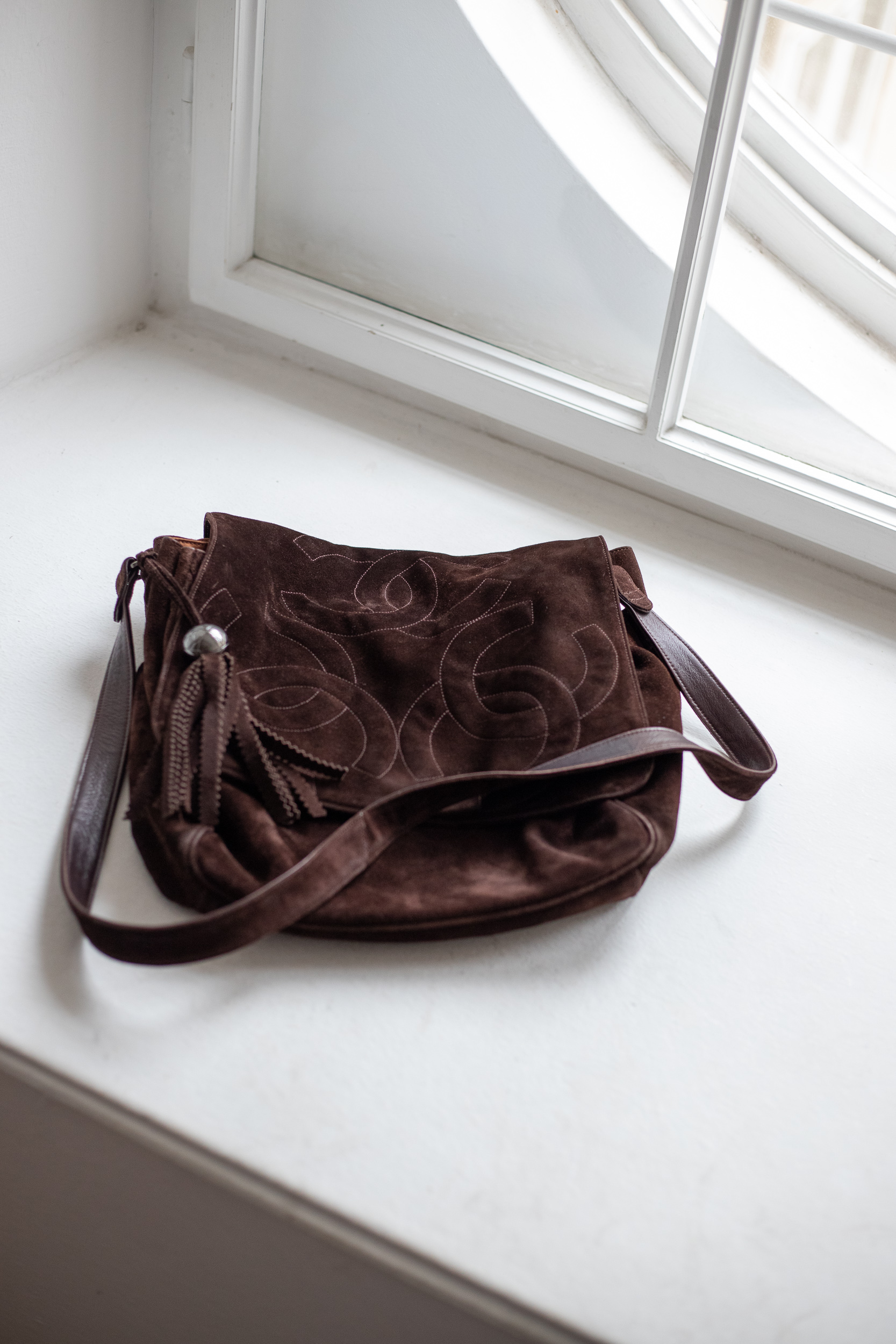 Chanel, Suede Messenger Bag – Bild 2